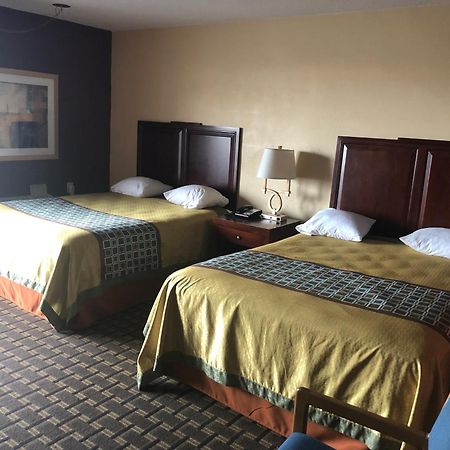 Budget Inn Motel Storm Lake ภายนอก รูปภาพ