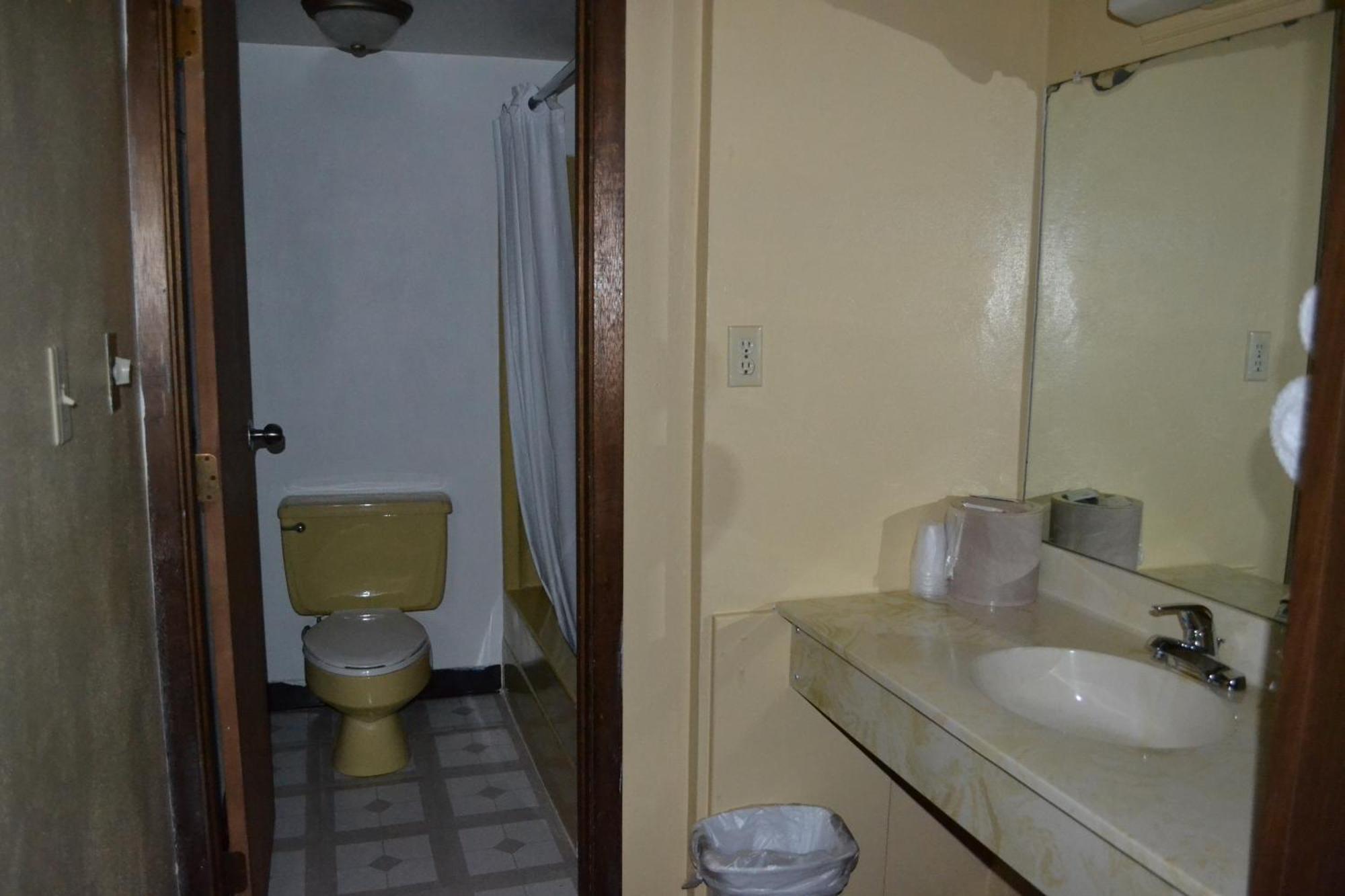 Budget Inn Motel Storm Lake ภายนอก รูปภาพ